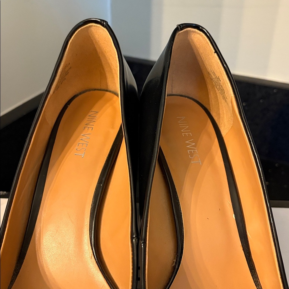 *Nine West NEWRULEO BLACK SY Black Patent Almond Toe Chunky Heel Pump - Picture 8 of 17